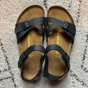 Birkenstock sandals. Size 40 (women’s 9-9.5)